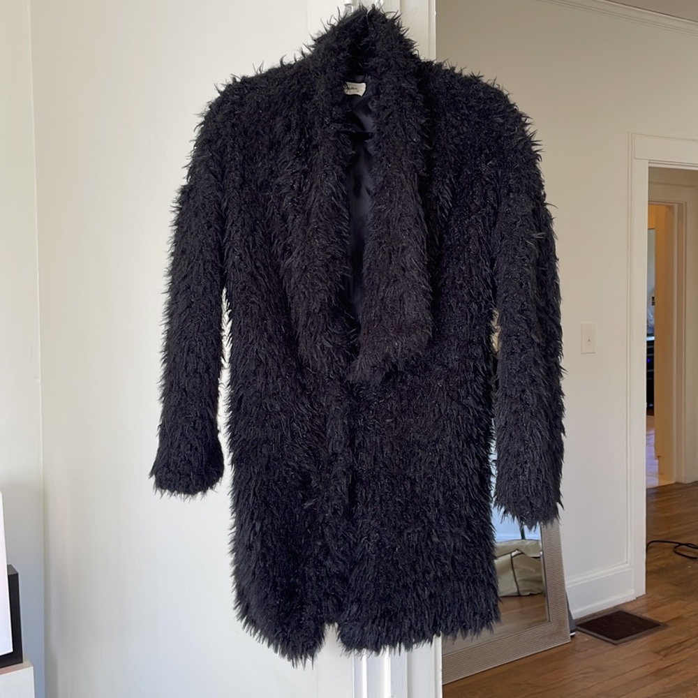 Molly Green shaggy coat. Size Small. Black. Pockets. Super warm.
